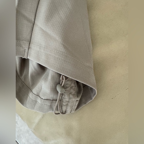 Eddie Bauer Women's Rapids Capri in CINDER. MSRP $64 - Picture 11 of 17